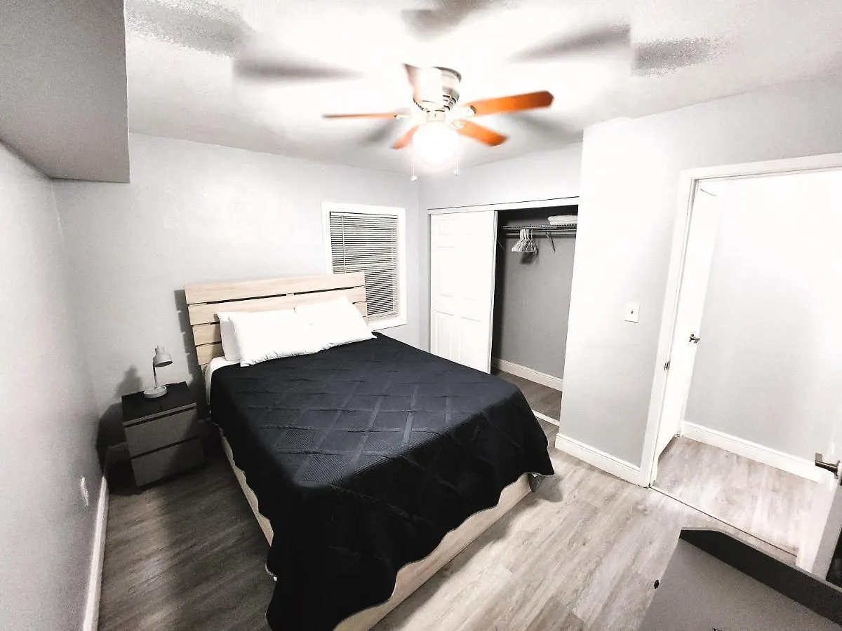 Cozy 3 Bedroom House Near Airport/Raymond Stadium/Downtown. Tampa Amerikai Egyesült Államok